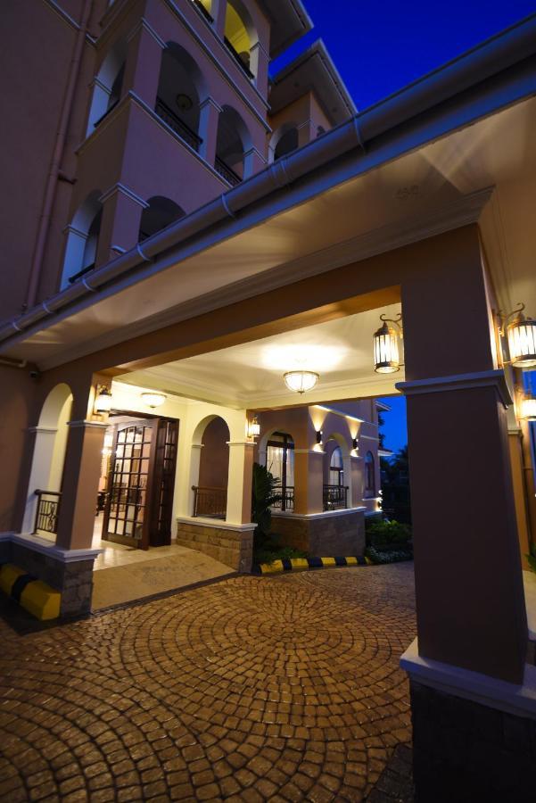Casa Solada Hotel Kampala Bagian luar foto
