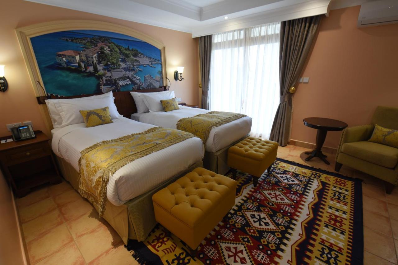 Casa Solada Hotel Kampala Bagian luar foto