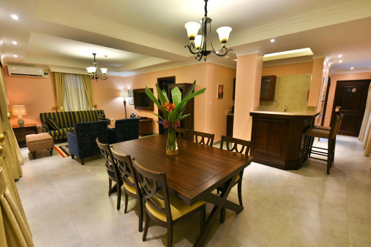 Casa Solada Hotel Kampala Bagian luar foto